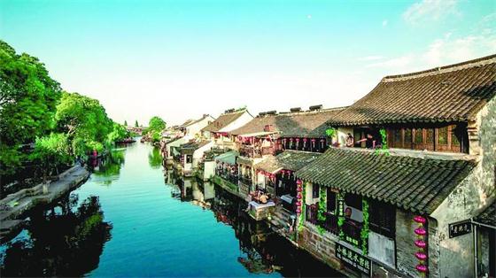 探索建設(shè)特色小鎮(zhèn)，破解城鄉(xiāng)環(huán)保難題