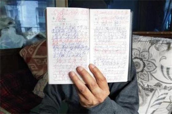 老人寫5萬字防騙日記，“坑老”套路如何破?